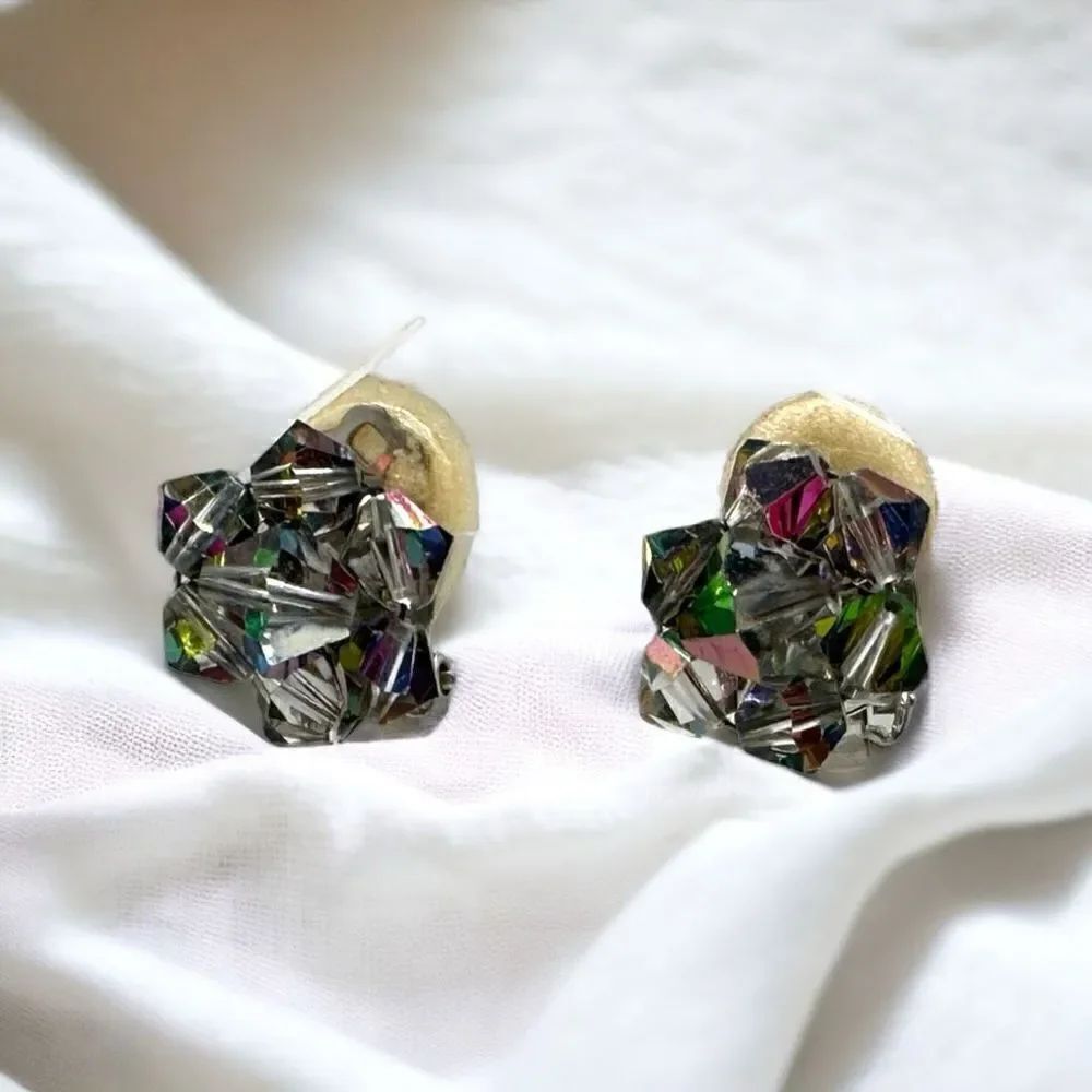 Vintage clear reflective rhinestone cluster clip on earrings